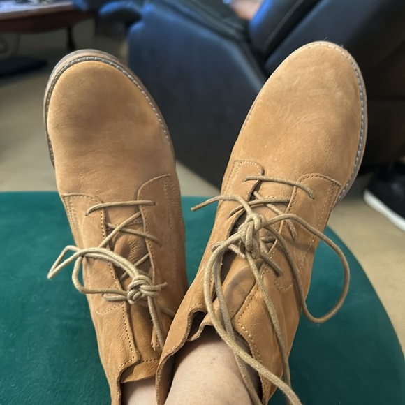 Suede upper booties - Picture 2 of 6